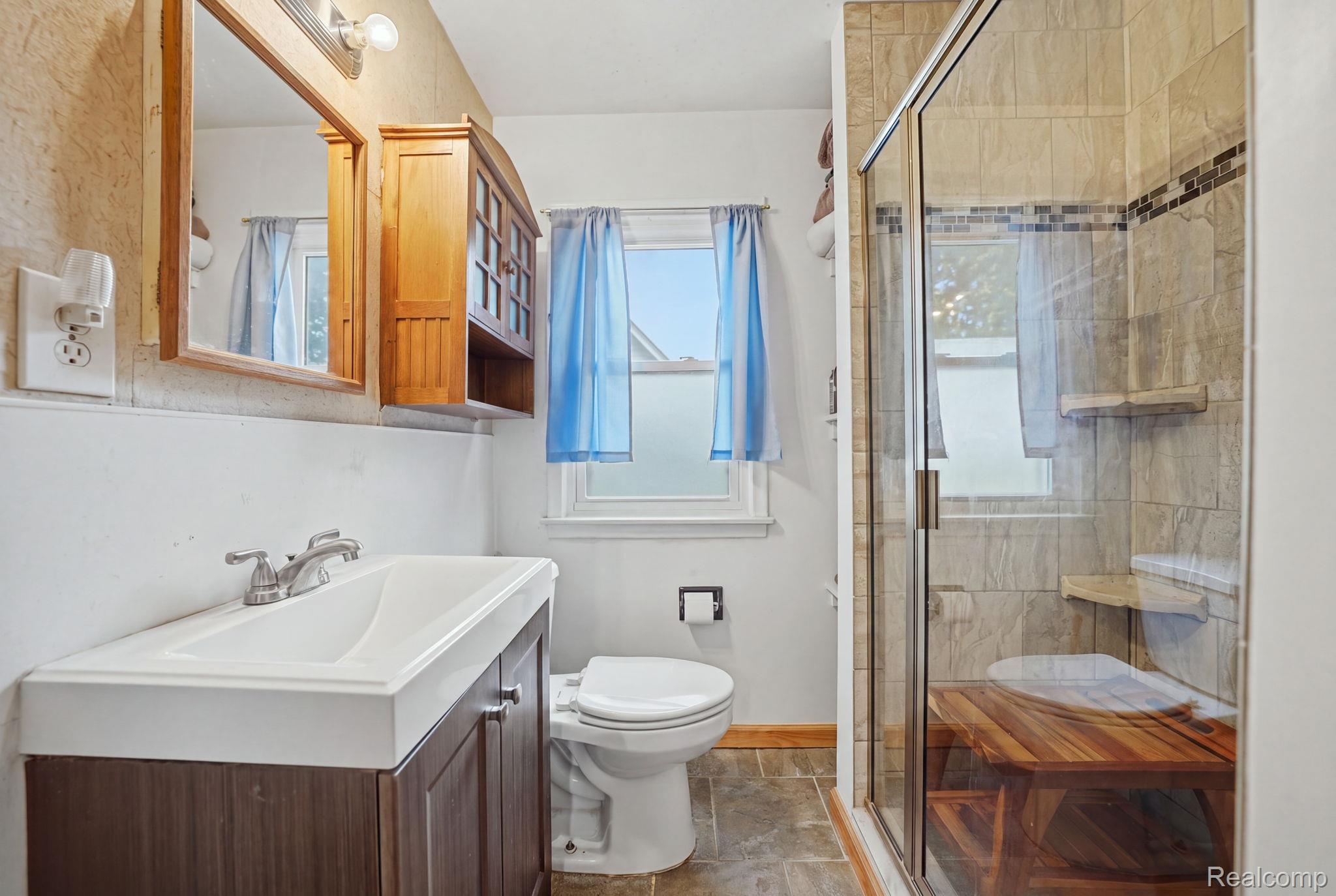 27361 Osmun Street Property Photo 23