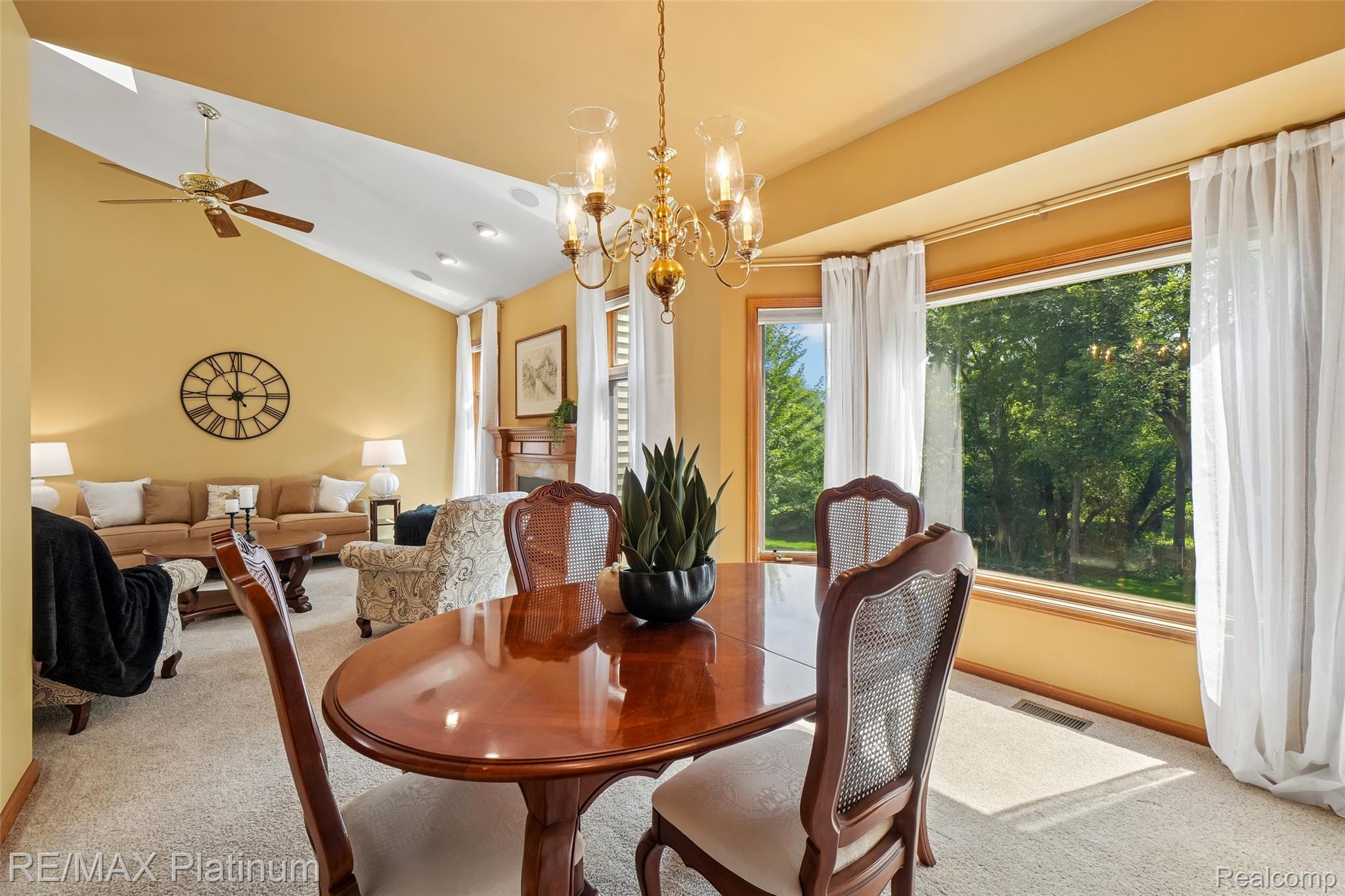 10688 Eagle Ravine Drive Property Photo 15
