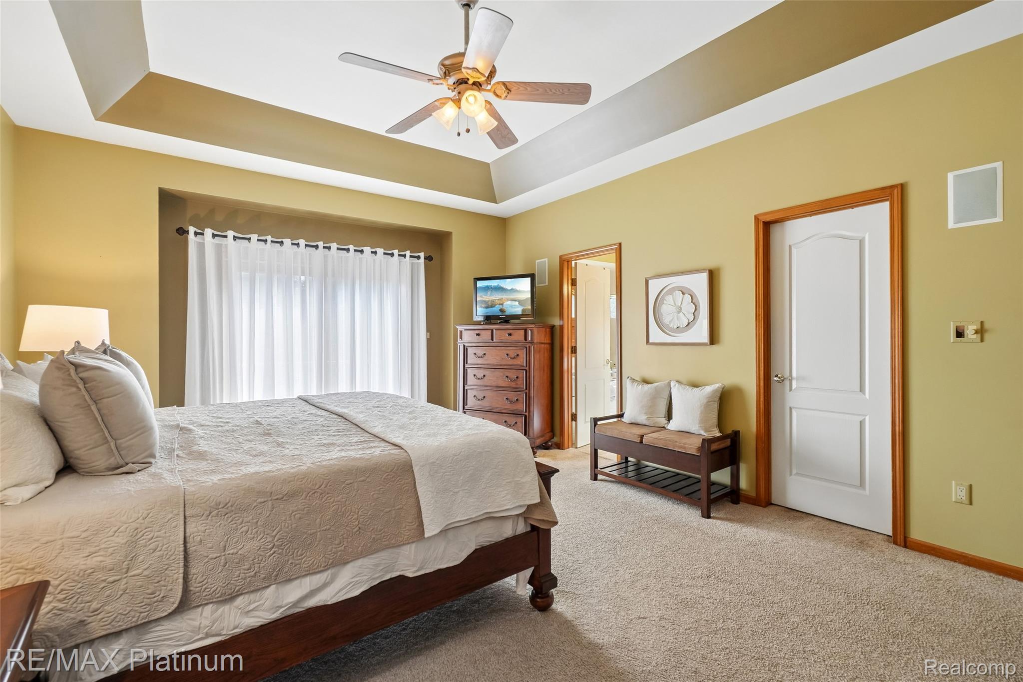 10688 Eagle Ravine Drive Property Photo 17