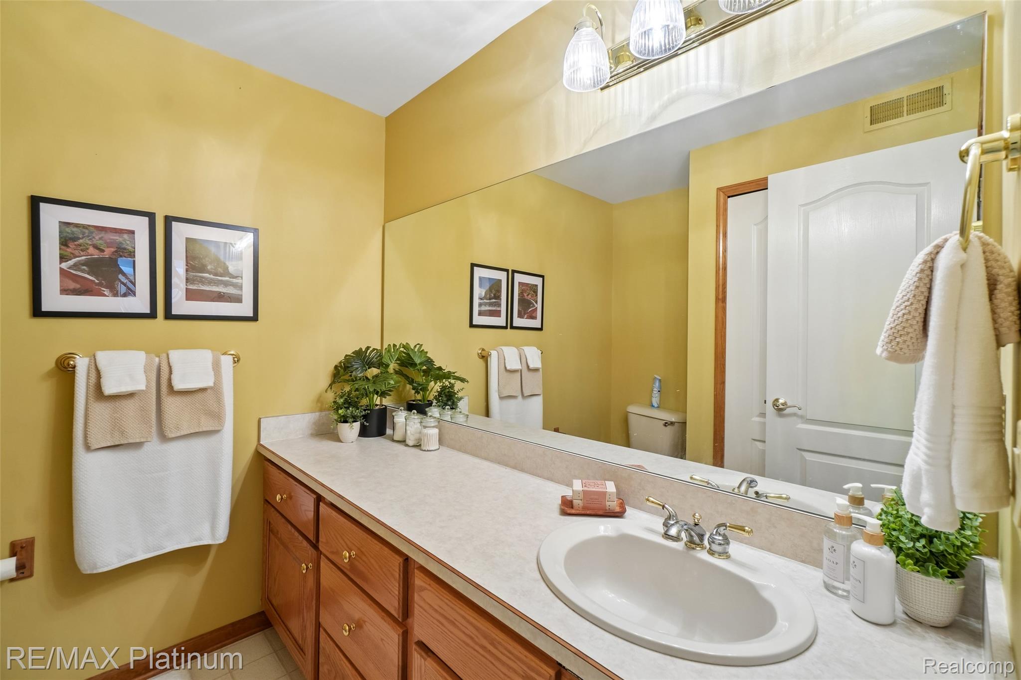 10688 Eagle Ravine Drive Property Photo 33
