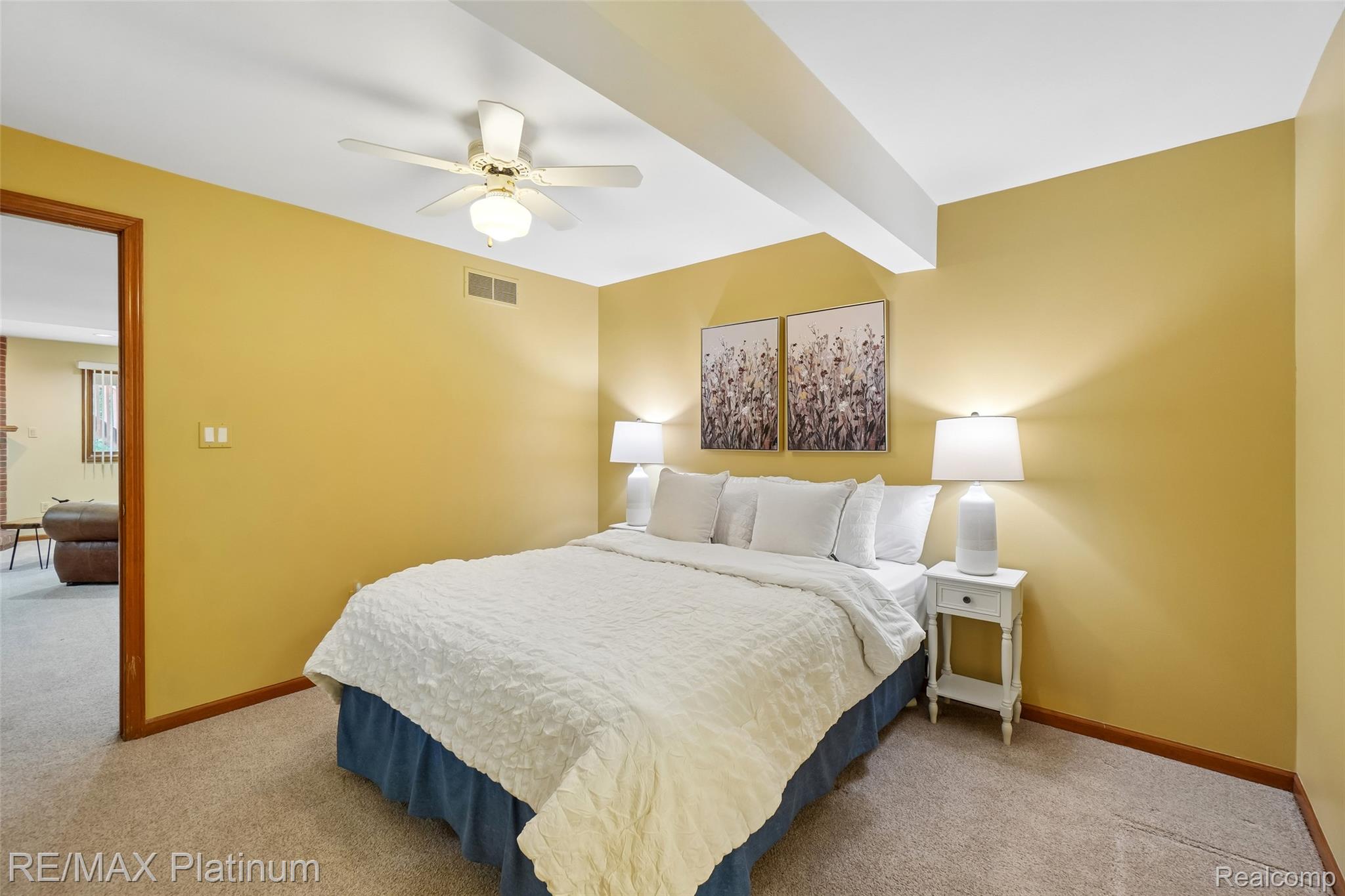 10688 Eagle Ravine Drive Property Photo 34