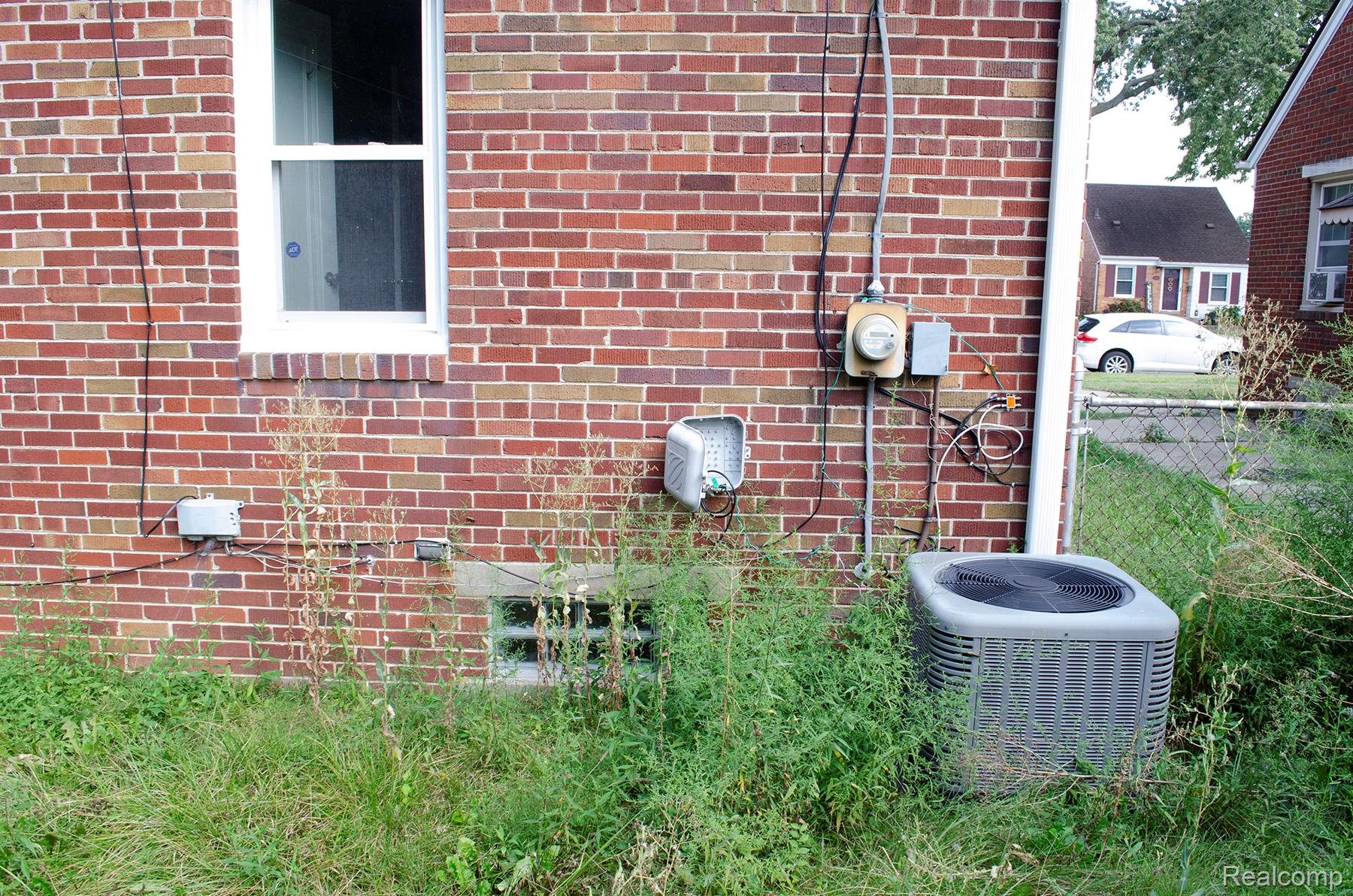 1833 Mayburn Street Property Photo 3
