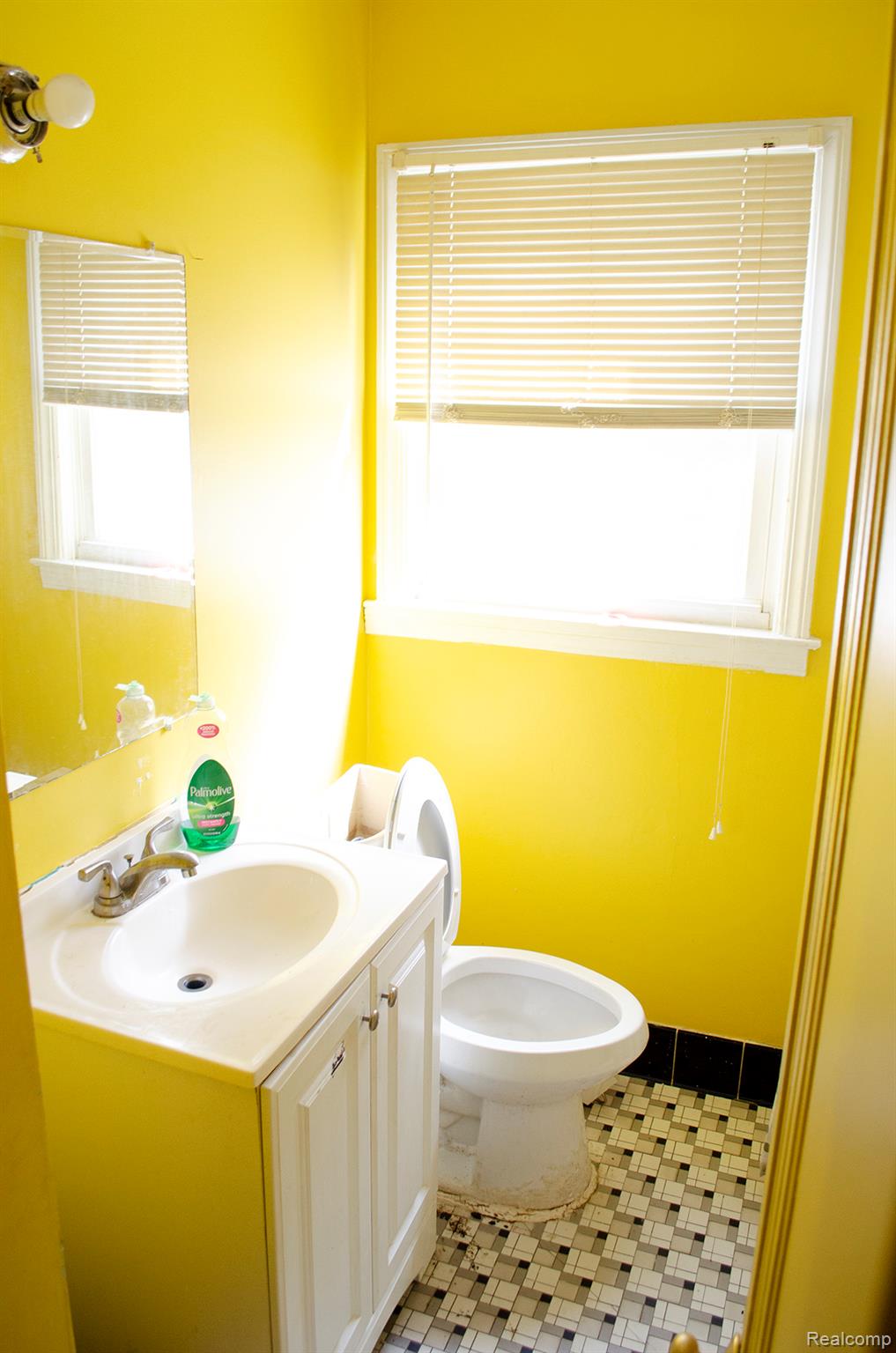 1833 Mayburn Street Property Photo 13