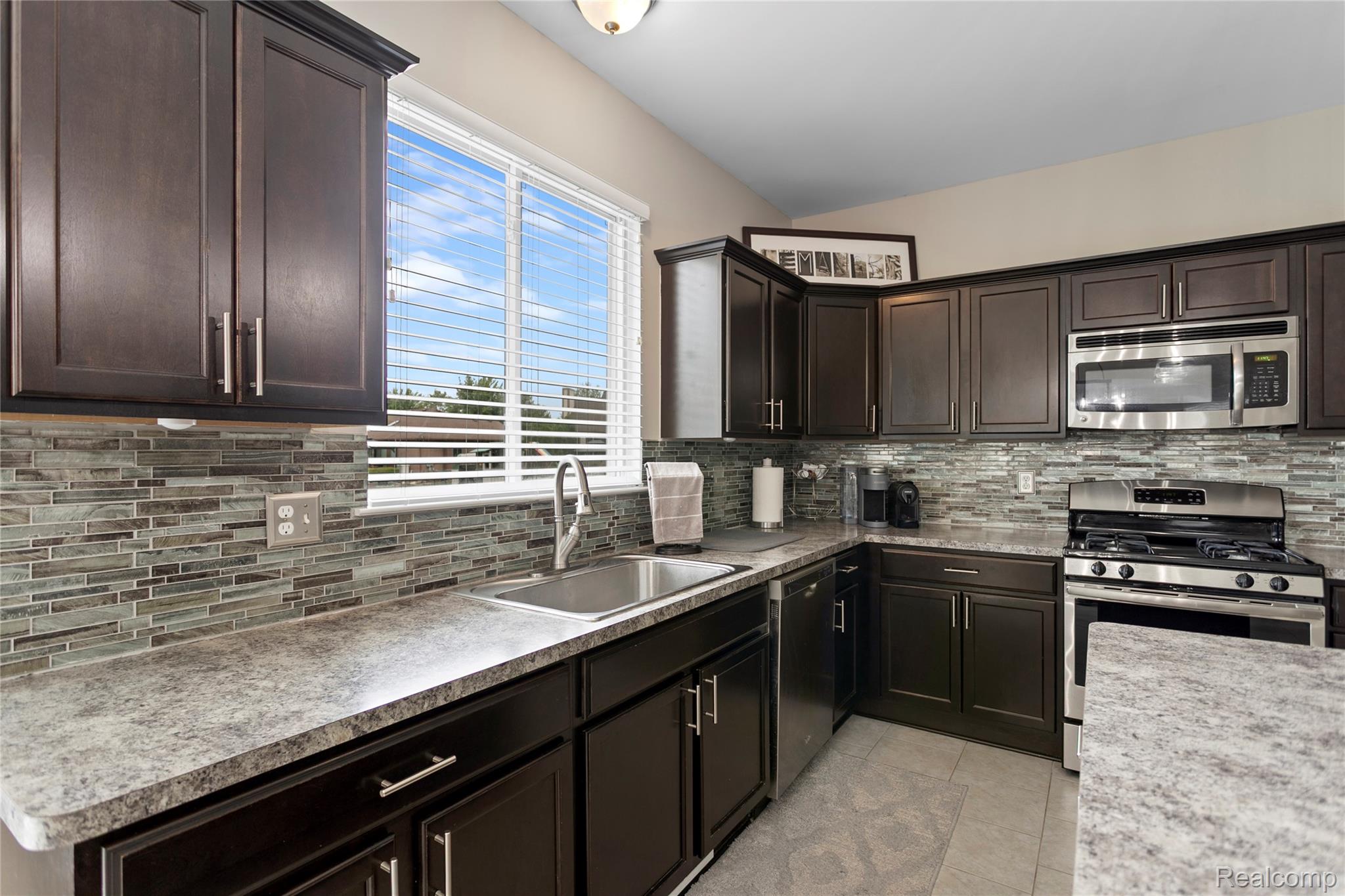 37469 Karen Ann Court Property Photo 21