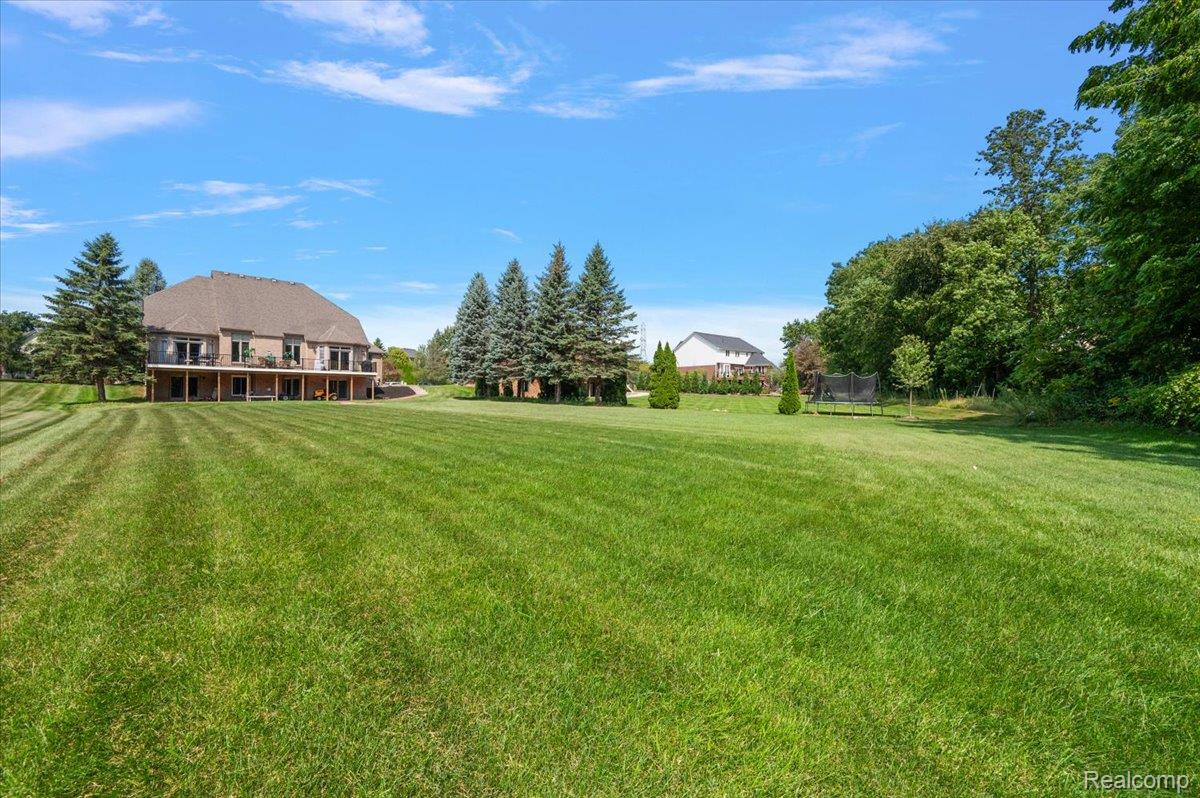 63142 Turnberry Way Property Photo 15