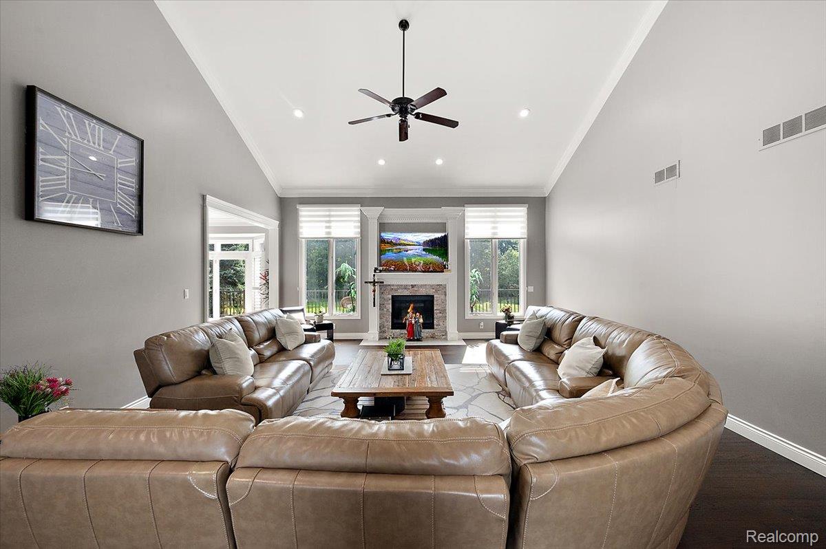 63142 Turnberry Way Property Photo 31