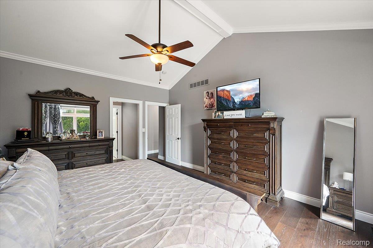 63142 Turnberry Way Property Photo 48
