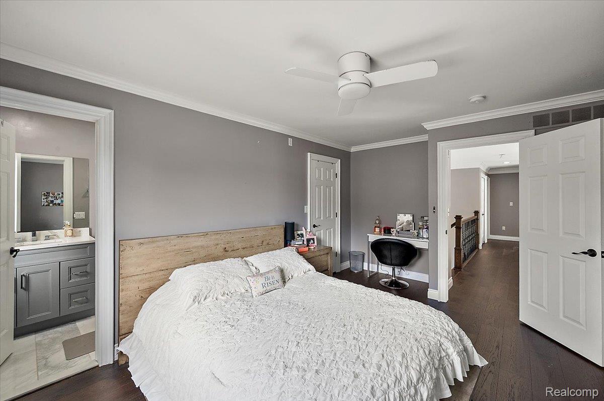 63142 Turnberry Way Property Photo 54