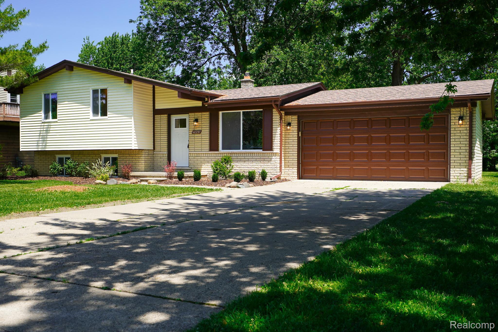48297 Mallard Drive Property Photo 1