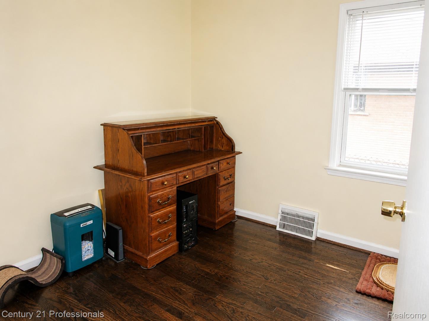 7150 Ziegler Street Property Photo 11