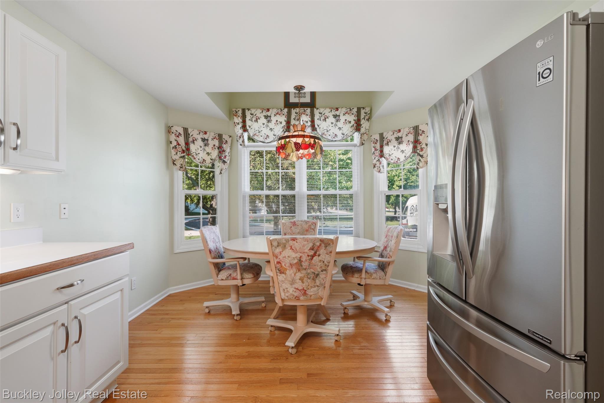 4784 New Haven Drive Property Photo 4