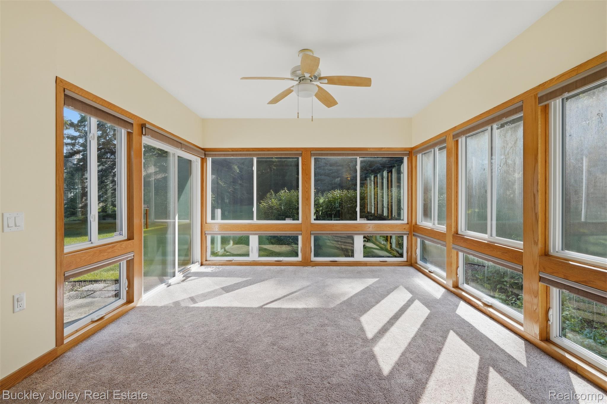 4784 New Haven Drive Property Photo 6