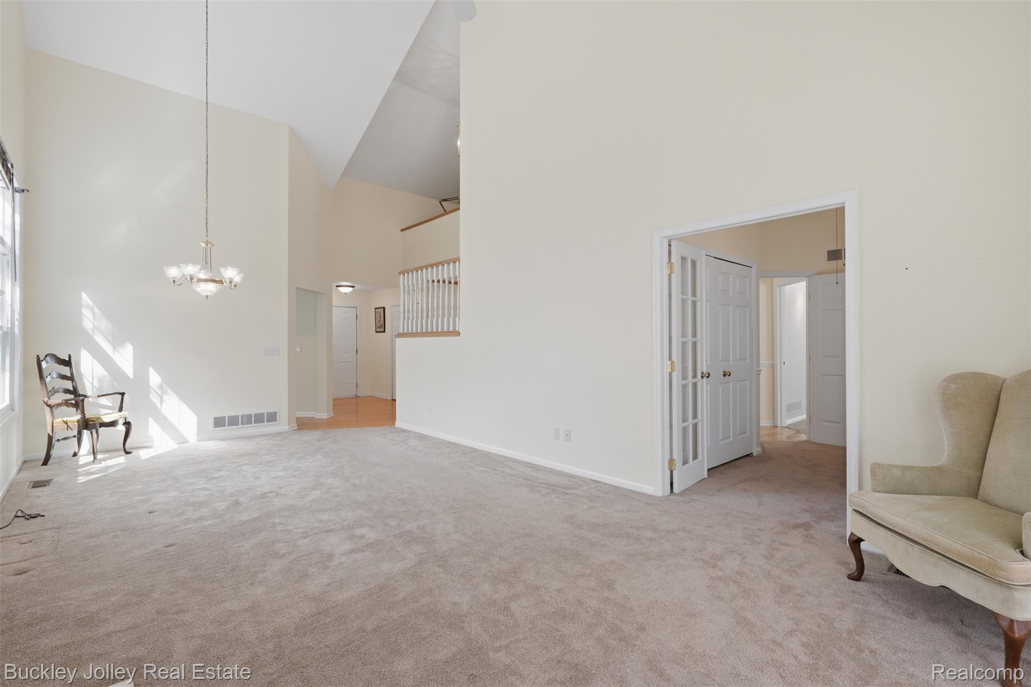 4784 New Haven Drive Property Photo 14