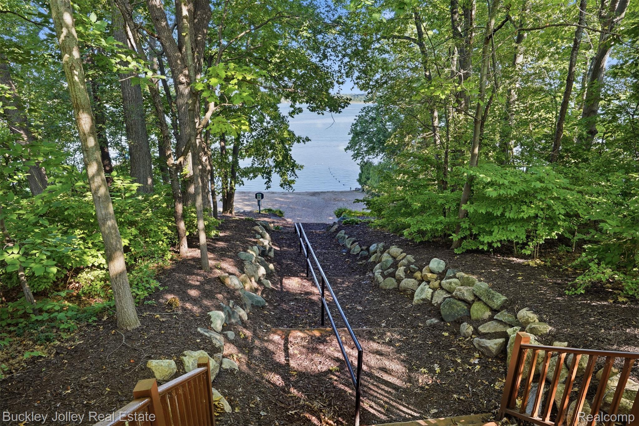 4784 New Haven Drive Property Photo 30