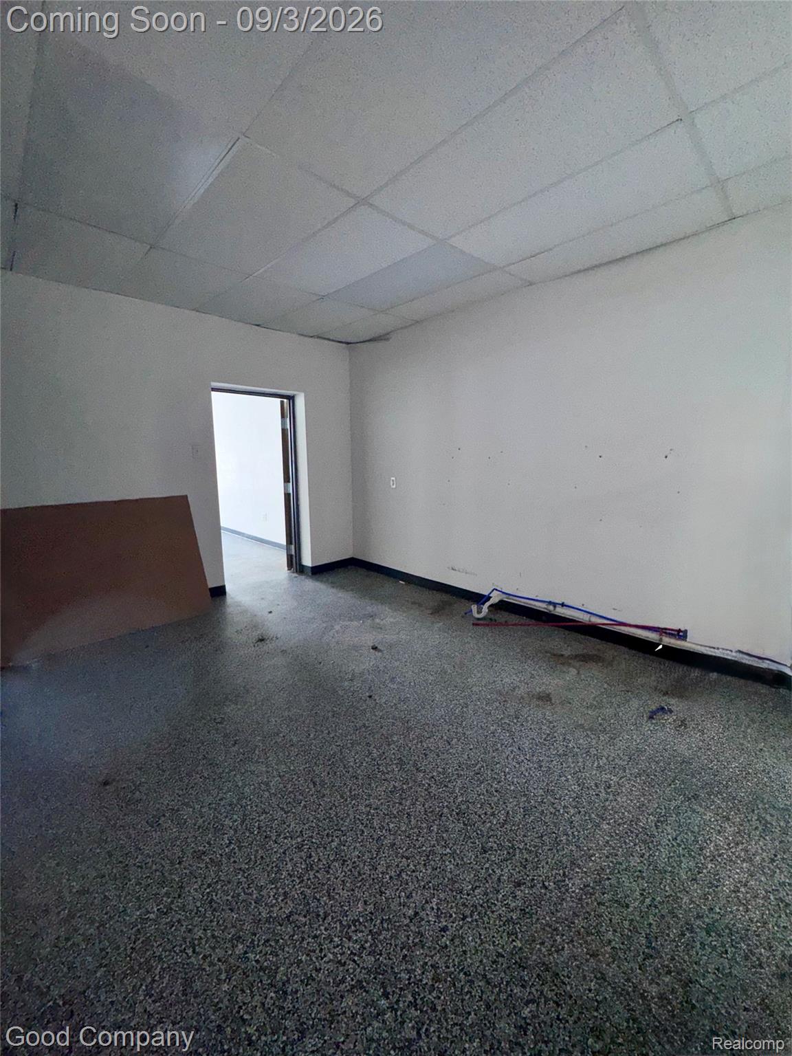 17190 Lahser Road Property Photo 6