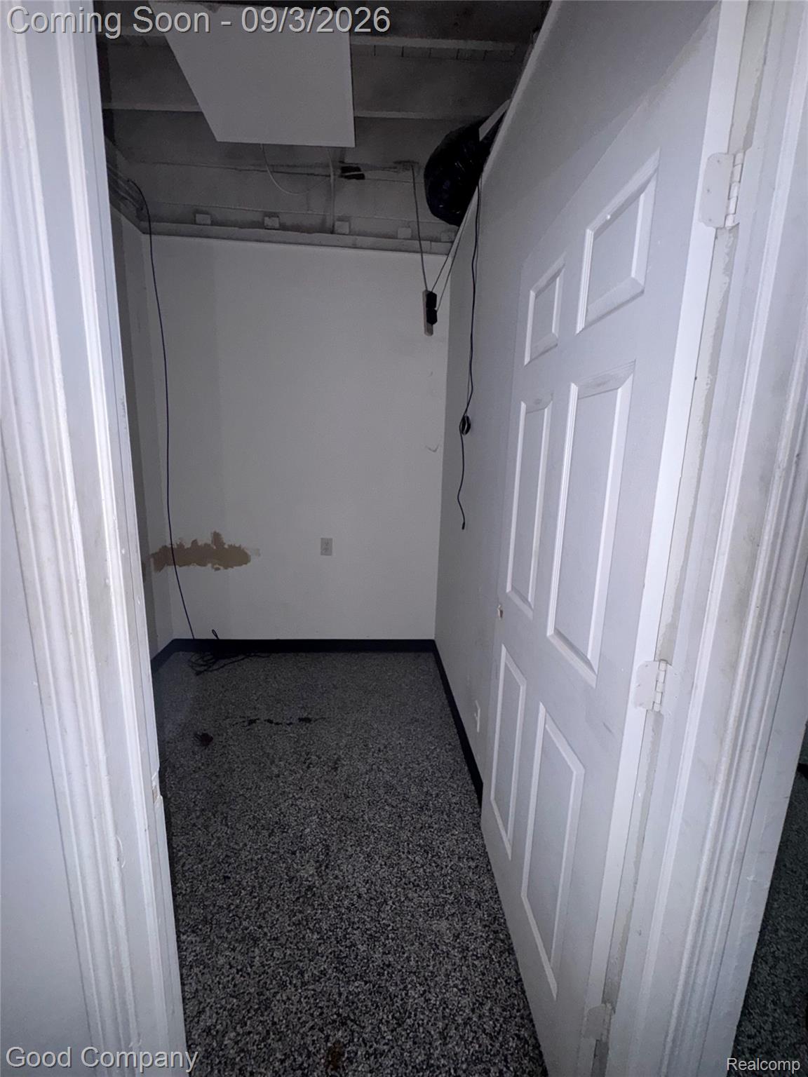 17190 Lahser Road Property Photo 9