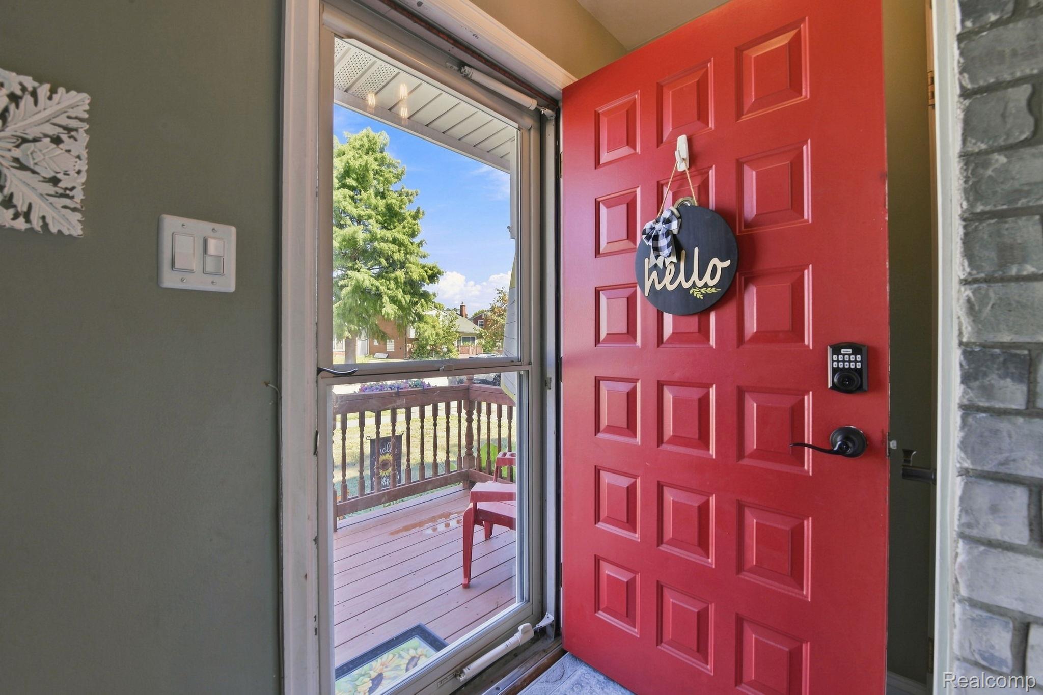 31261 Mackenzie Drive Property Photo 5