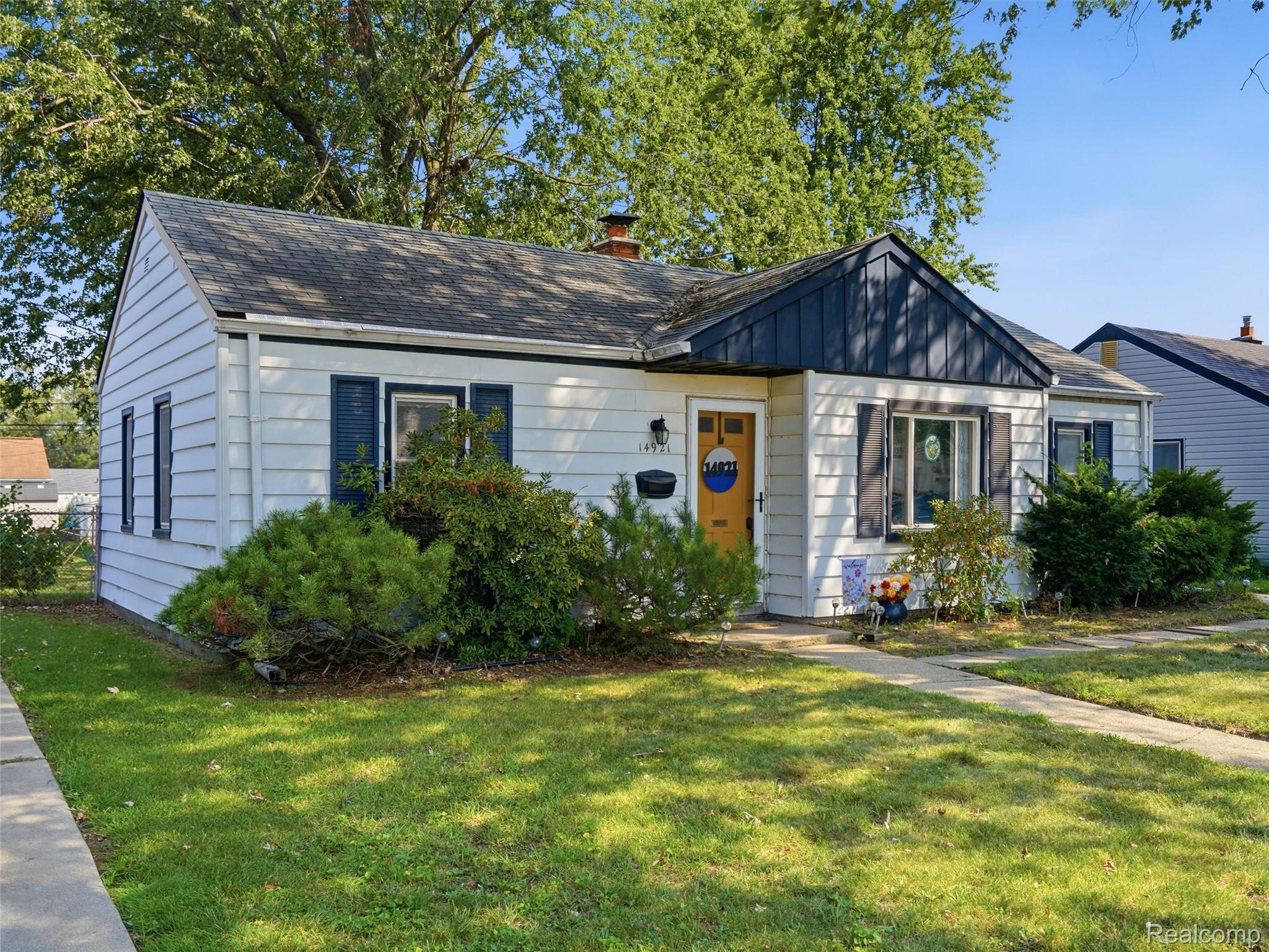 14921 Irene Street Property Photo 24