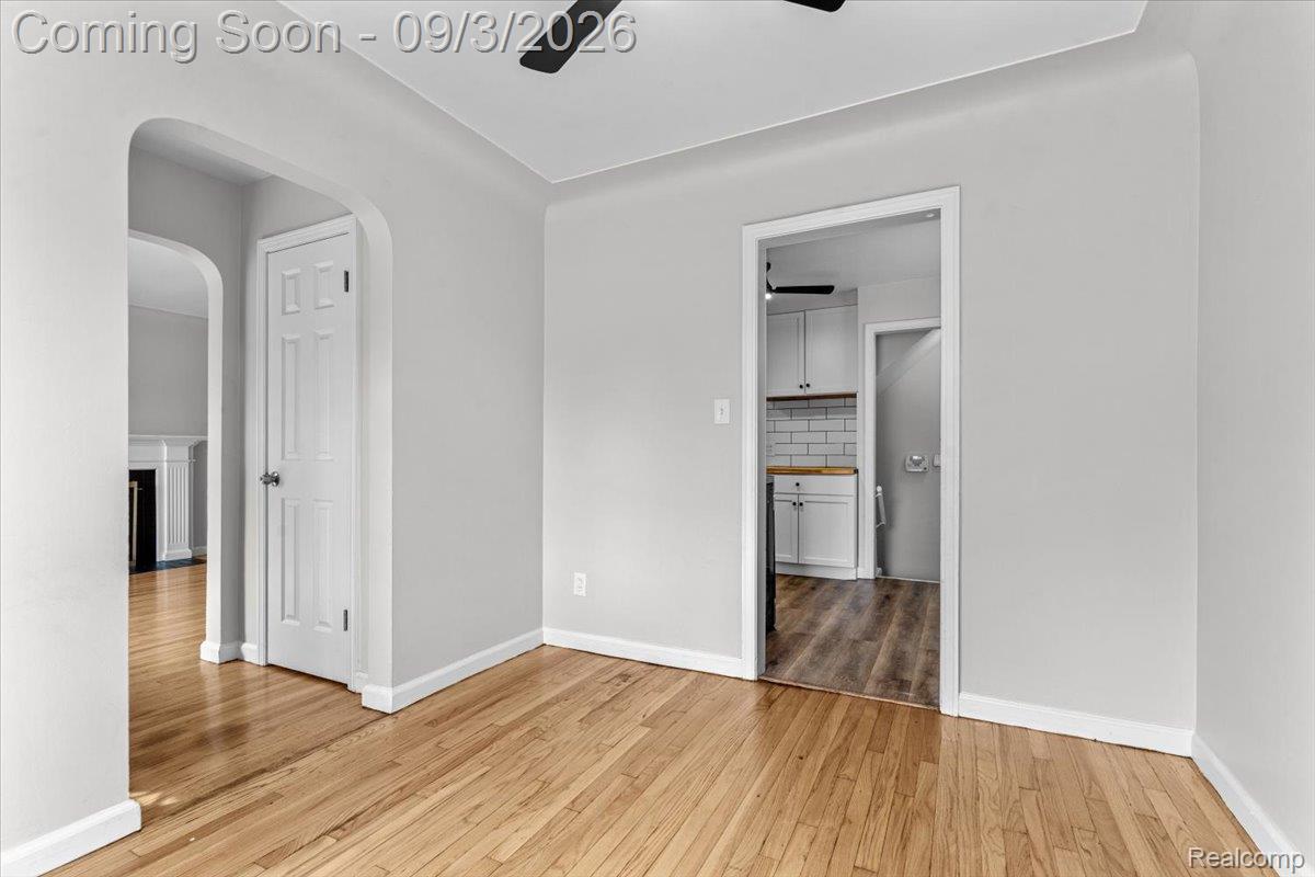 8550 W Outer Drive Property Photo 13