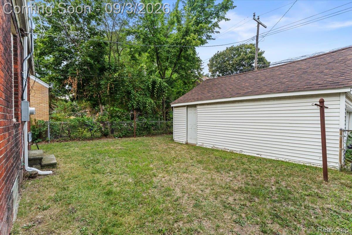8550 W Outer Drive Property Photo 28