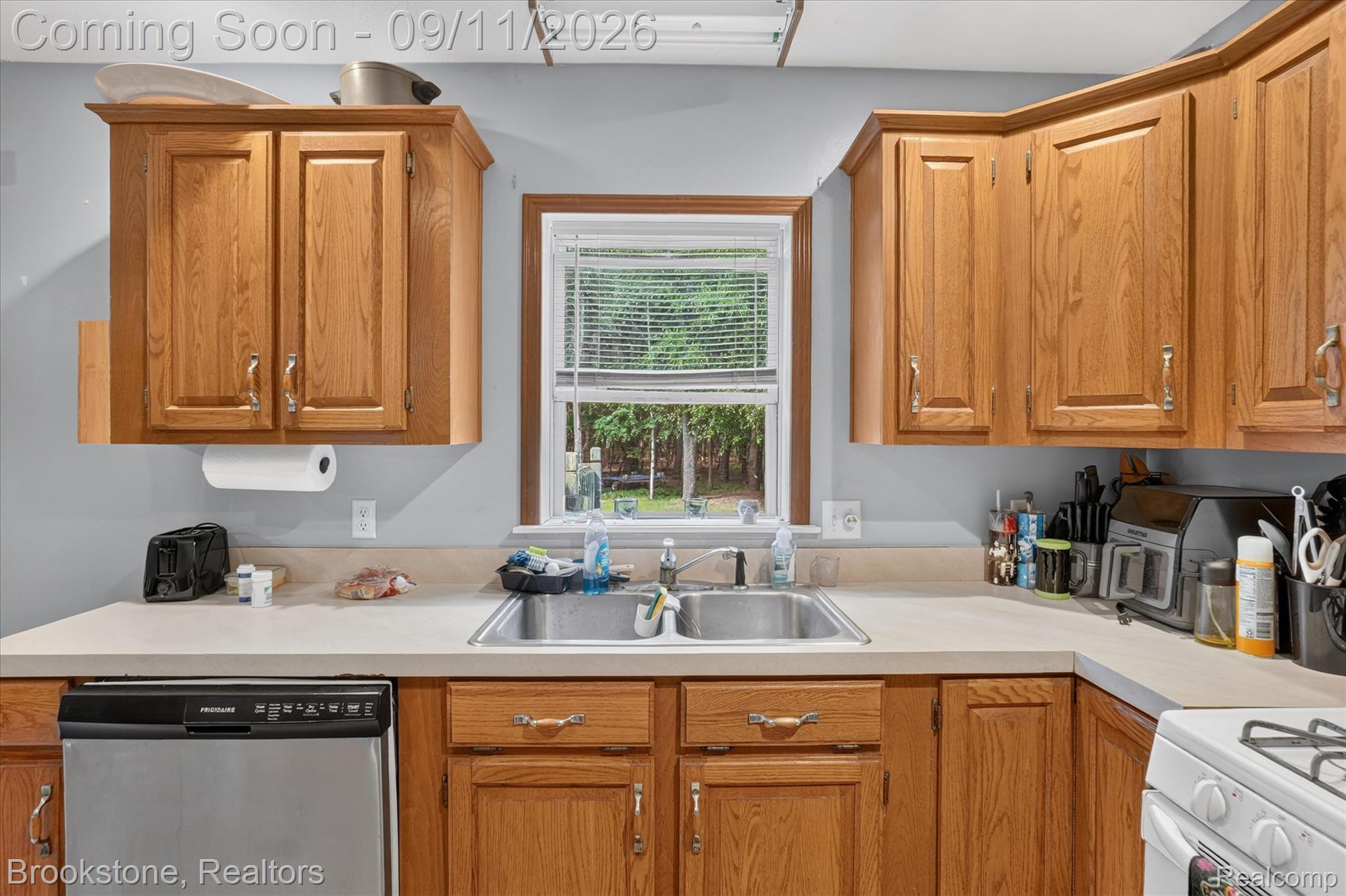 1812 S Steel Road Property Photo 12