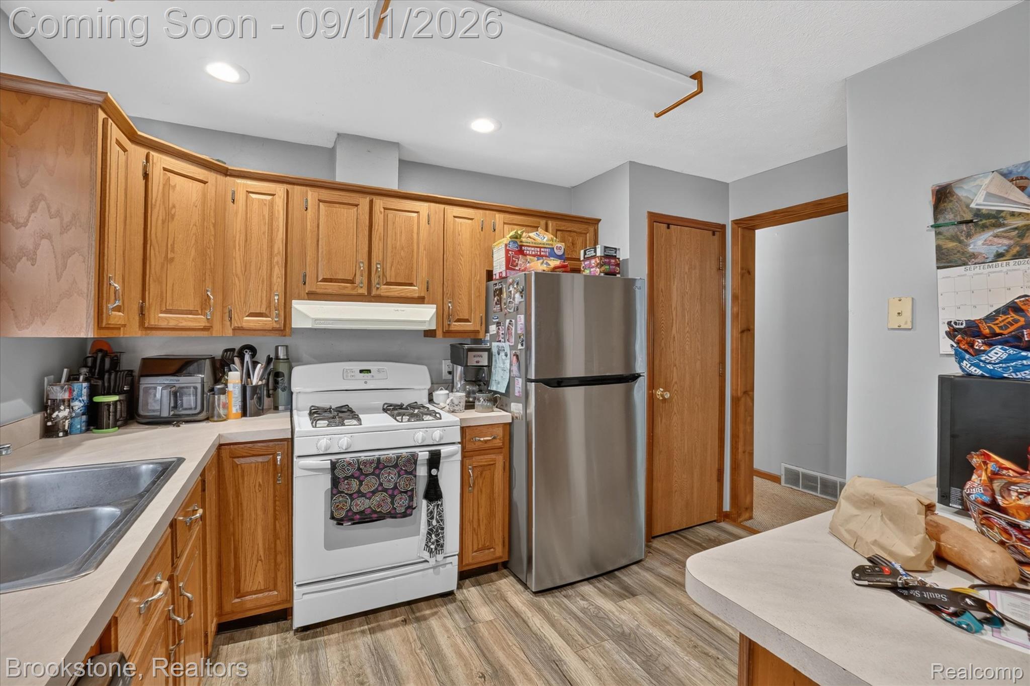 1812 S Steel Road Property Photo 14
