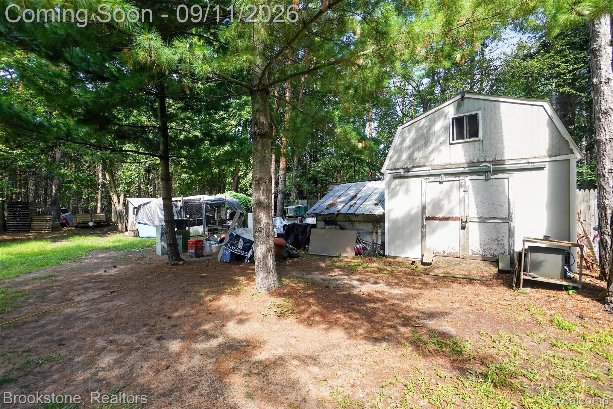 1812 S Steel Road Property Photo 37