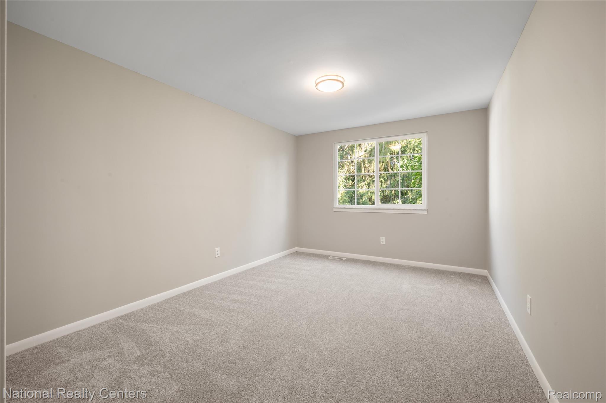 45162 Forest Trail Drive Property Photo 30