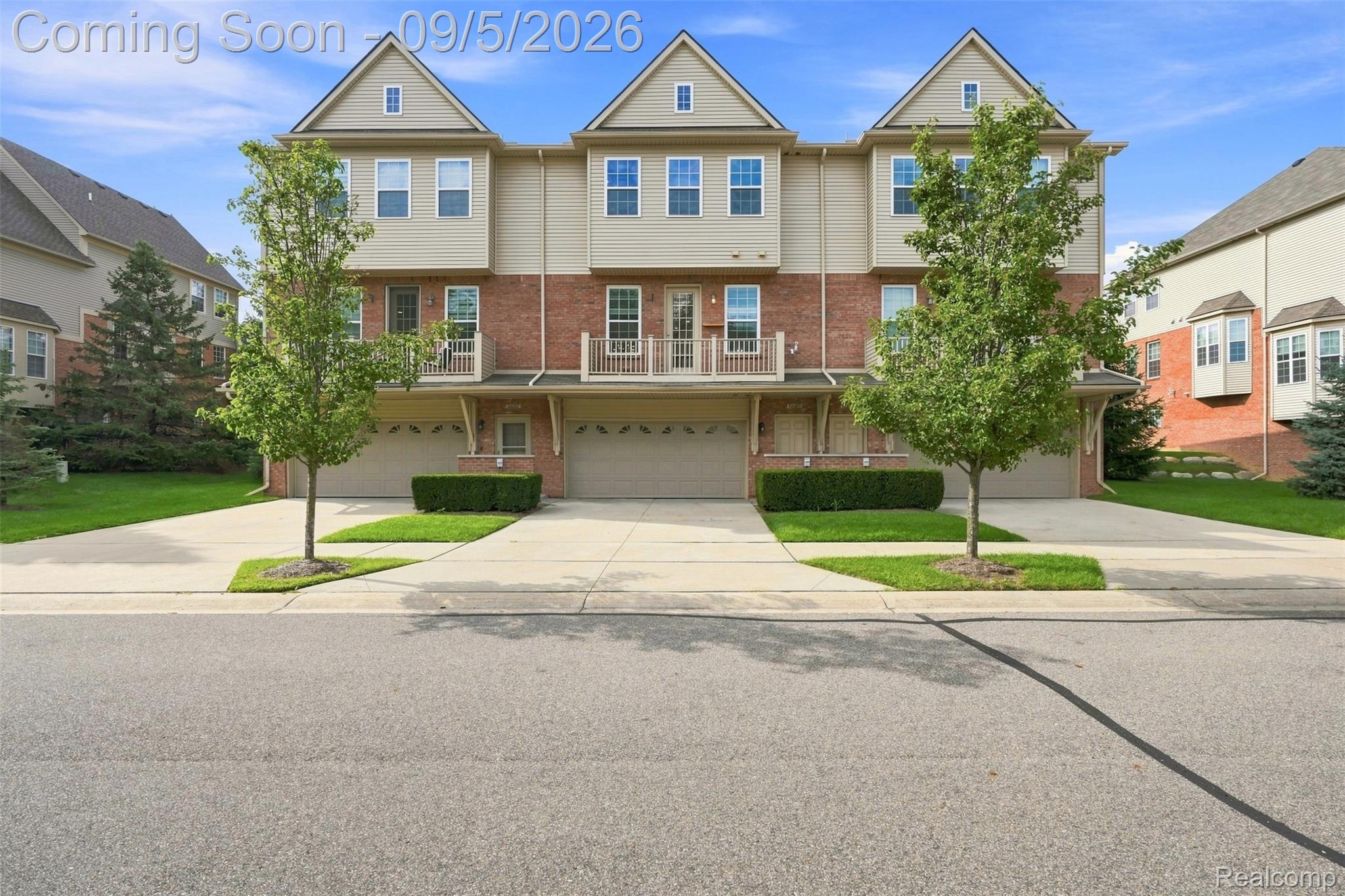 56685 Long Island Drive Property Photo 1