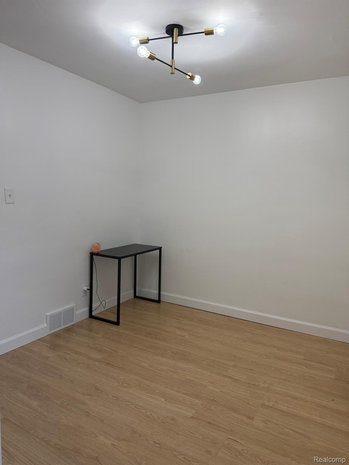24684 Lambrecht Avenue Property Photo 20