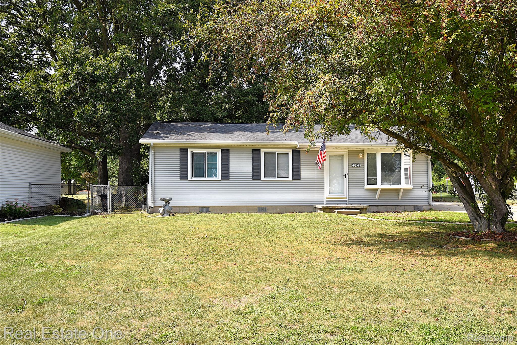 26628 Emma Avenue Property Photo 1