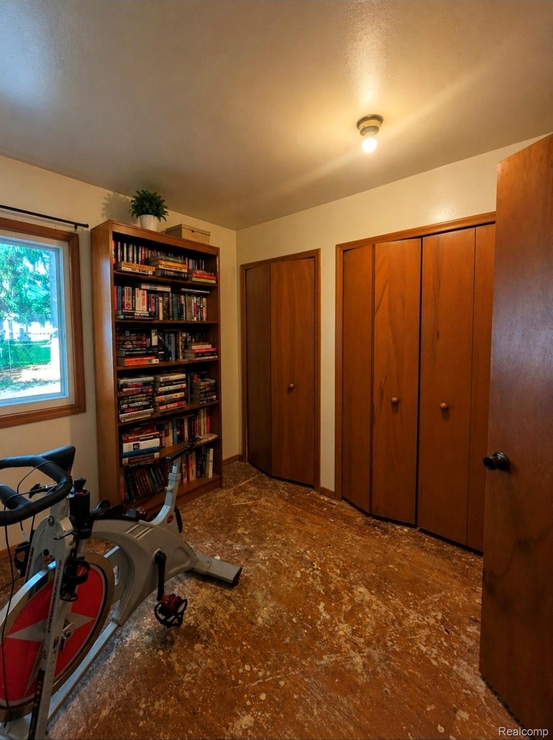 705 Estes Court Property Photo 19