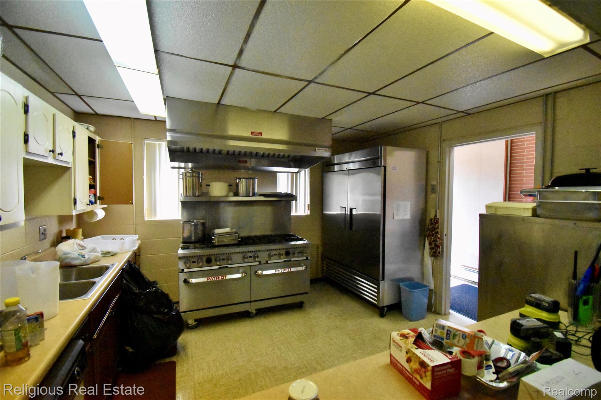 24105 Hass St Property Photo 8