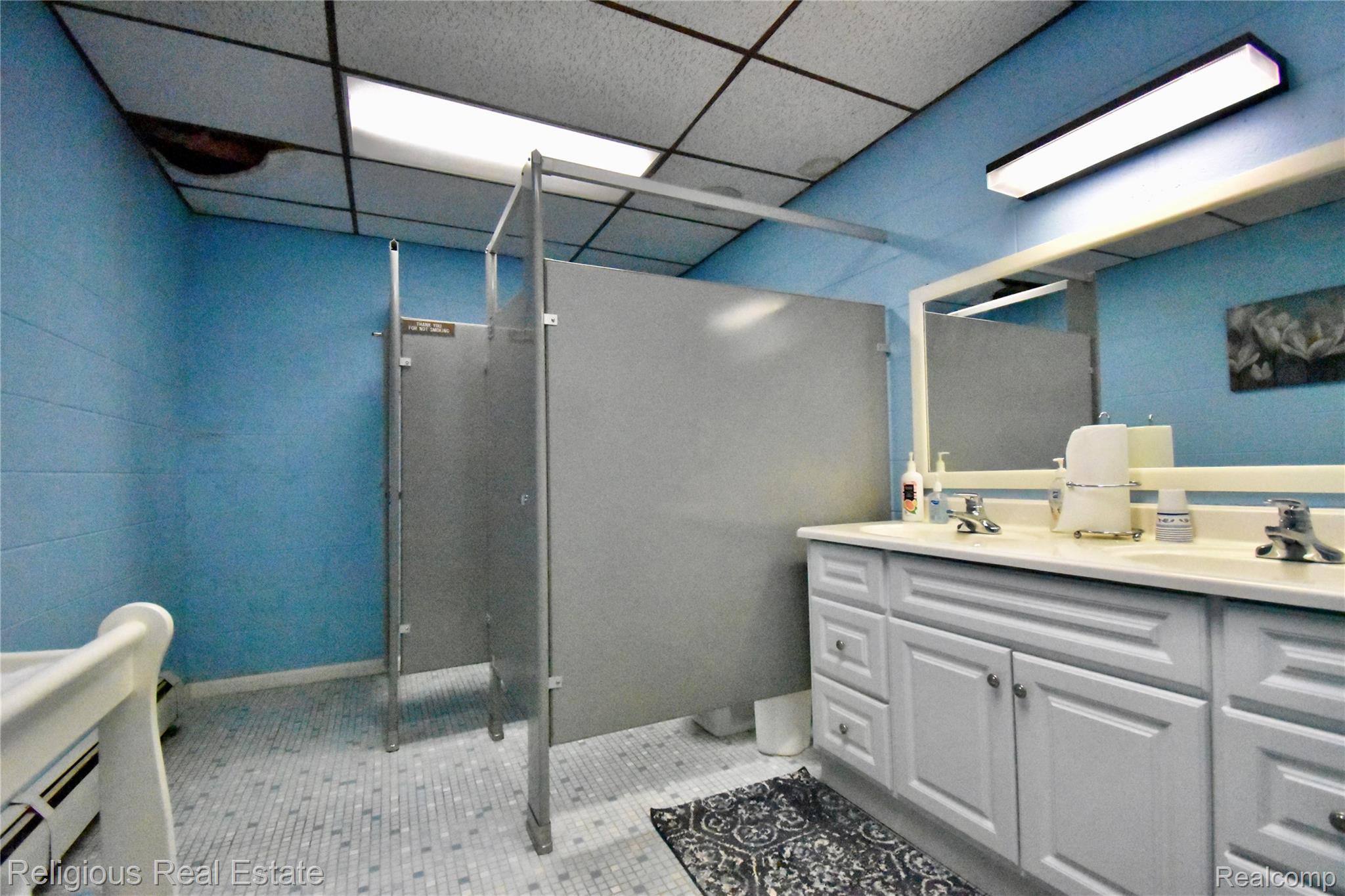 24105 Hass St Property Photo 9