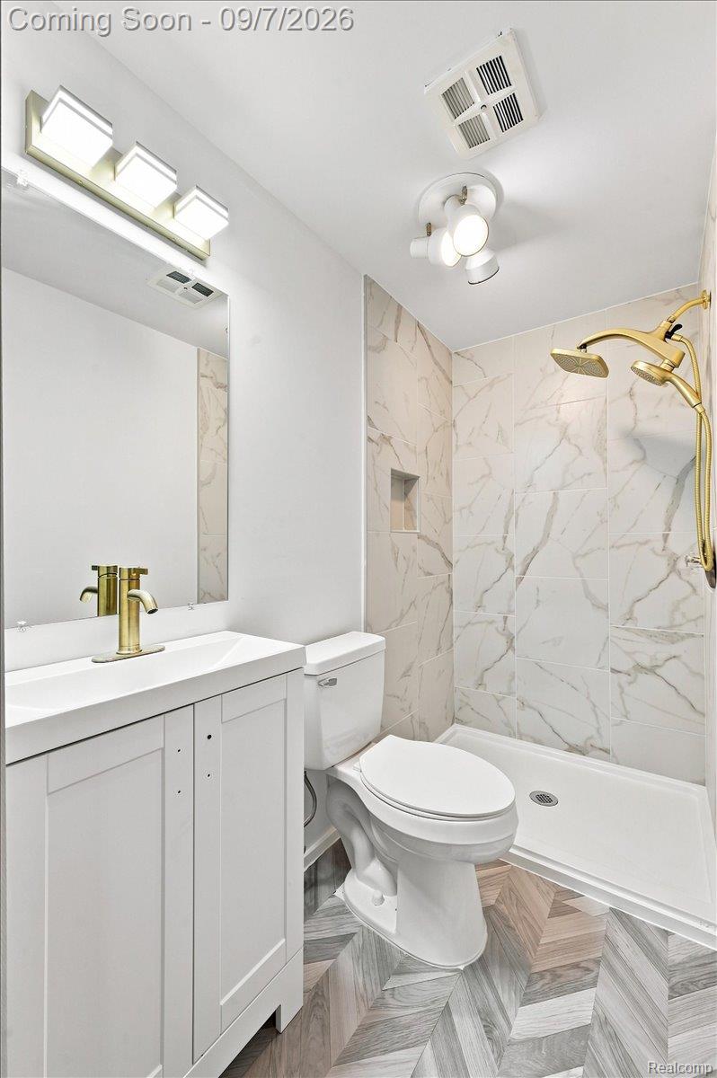 37582 Whitney Drive Property Photo 9