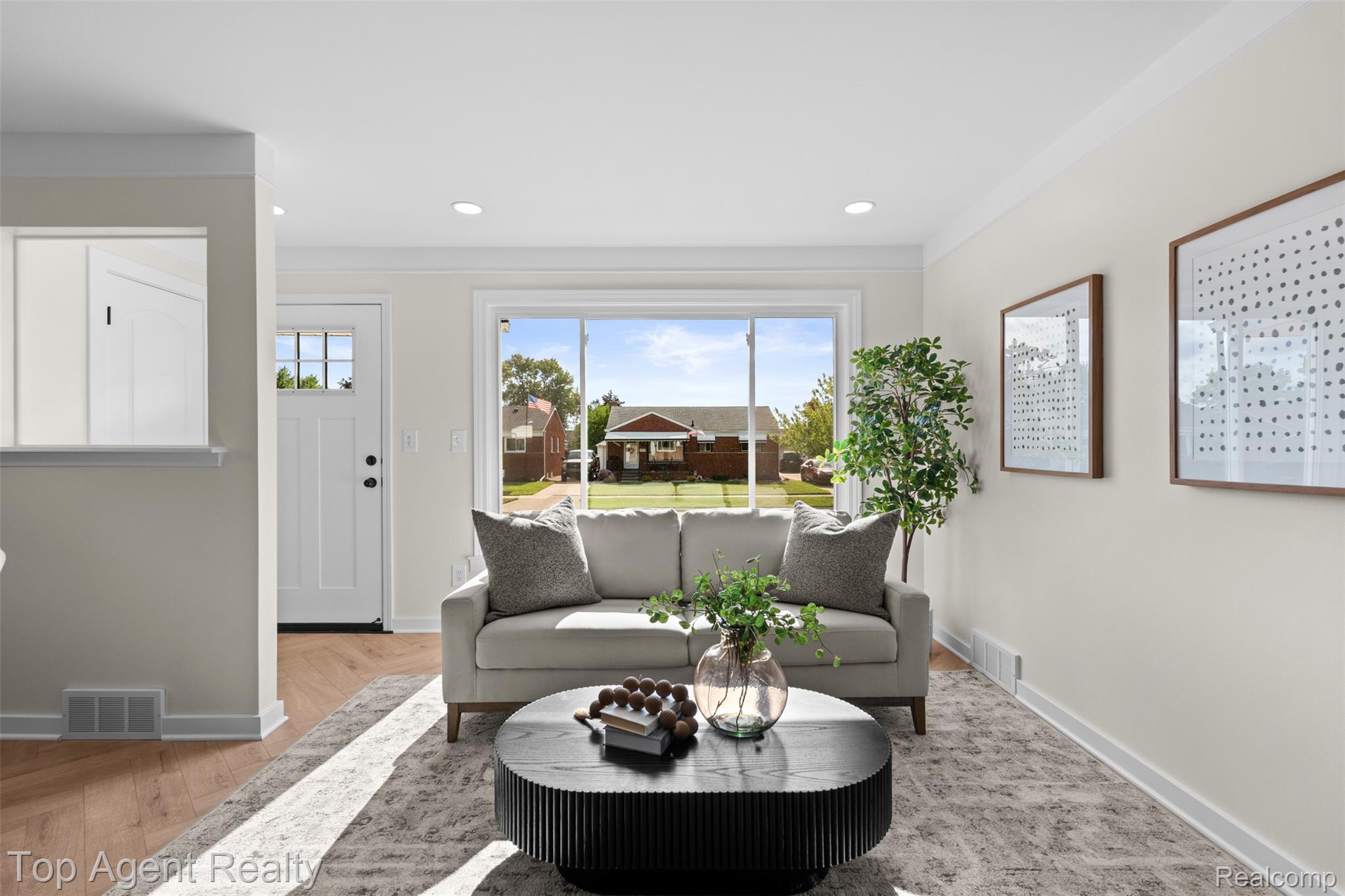 15110 Drake Street Property Photo 12
