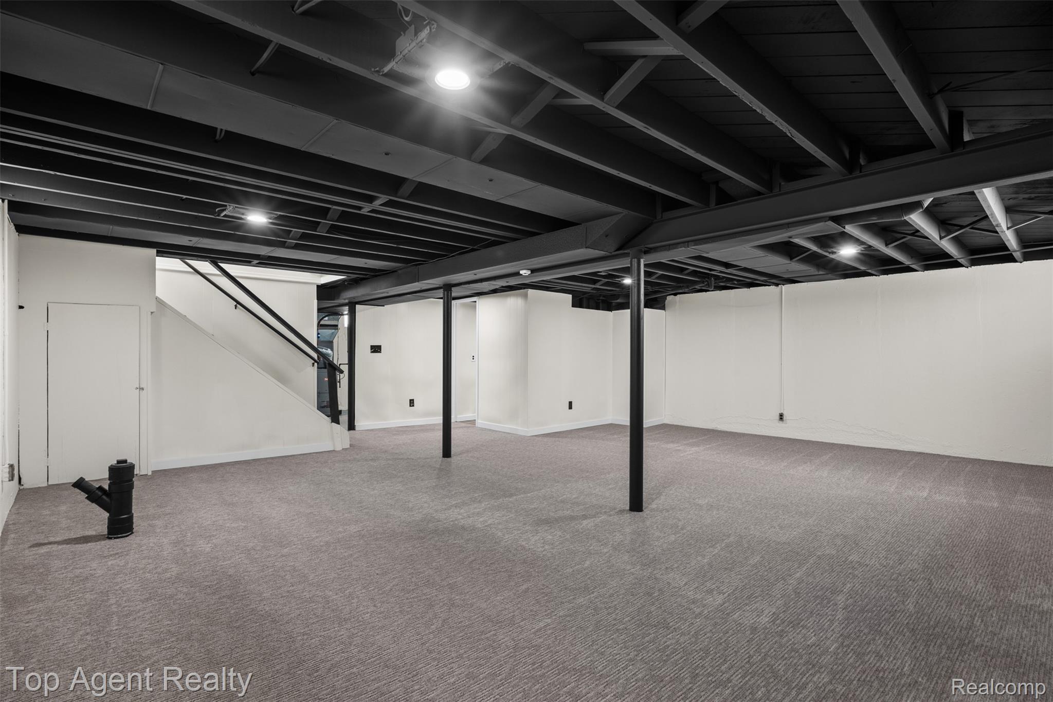 15110 Drake Street Property Photo 25