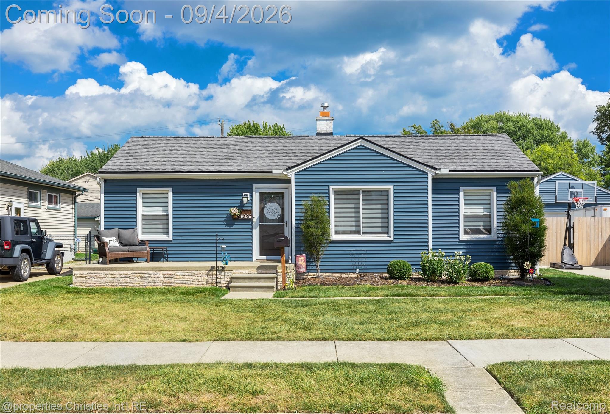 28036 Larchmont Street Property Photo 1