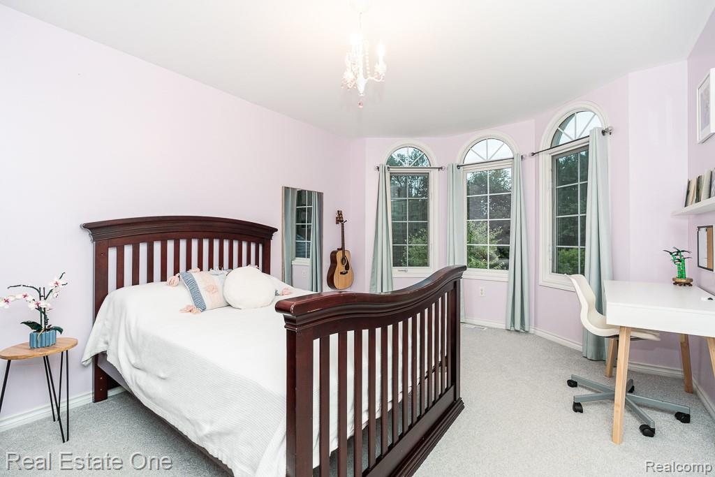 582 Bloomer Ridge Drive Property Photo 29