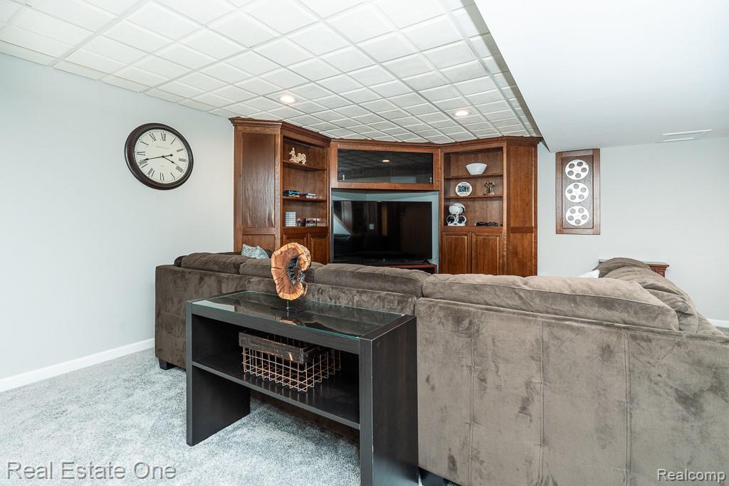 582 Bloomer Ridge Drive Property Photo 46