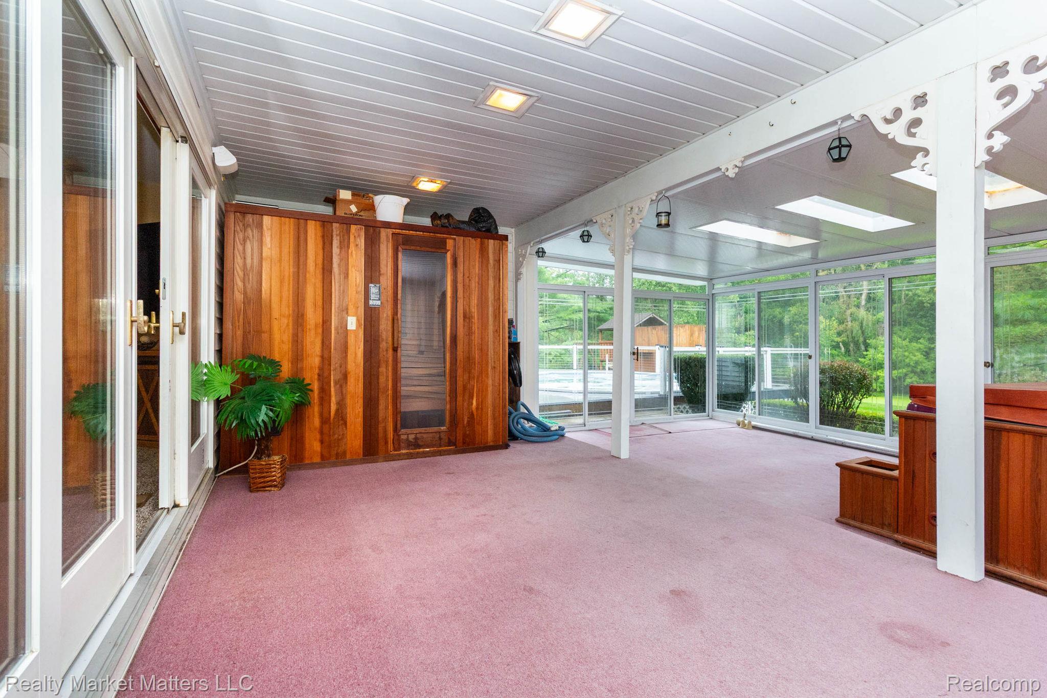 770 N Fairgrounds Road Property Photo 12