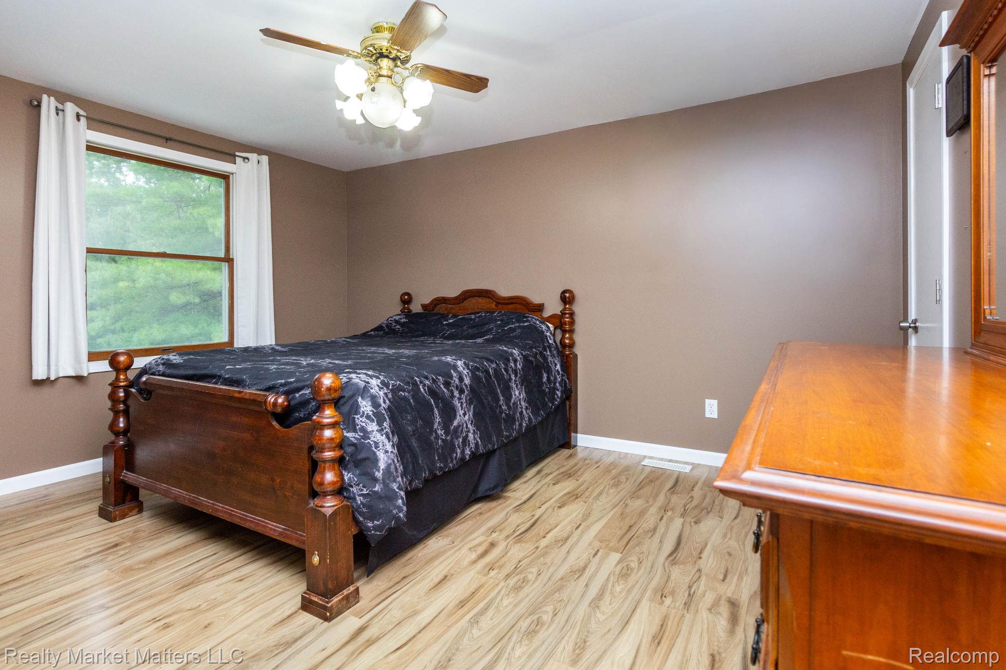 770 N Fairgrounds Road Property Photo 14
