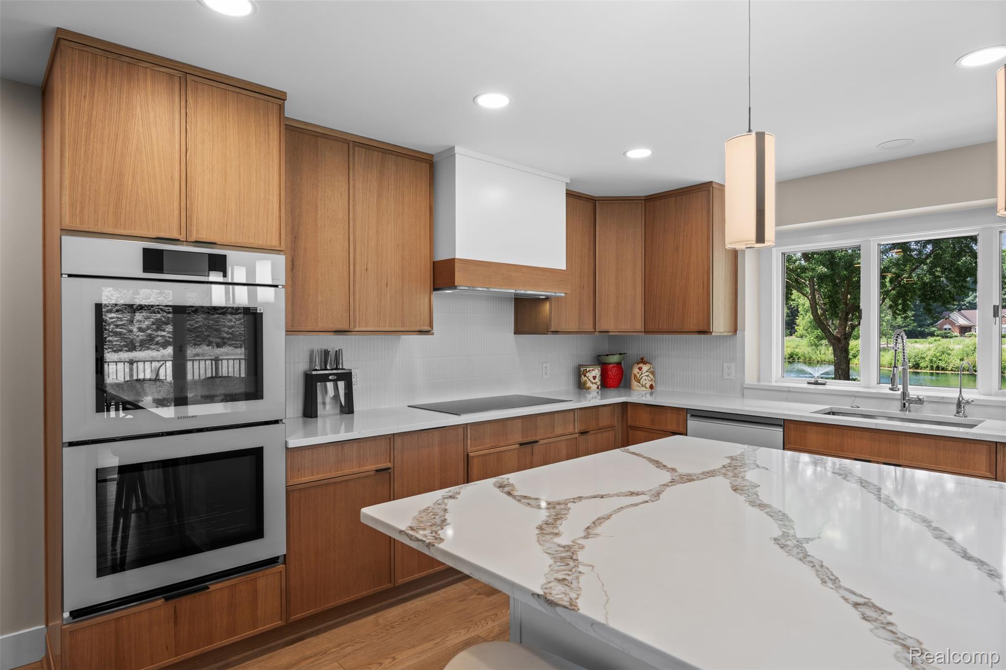 55550 Lee Road Property Photo 20