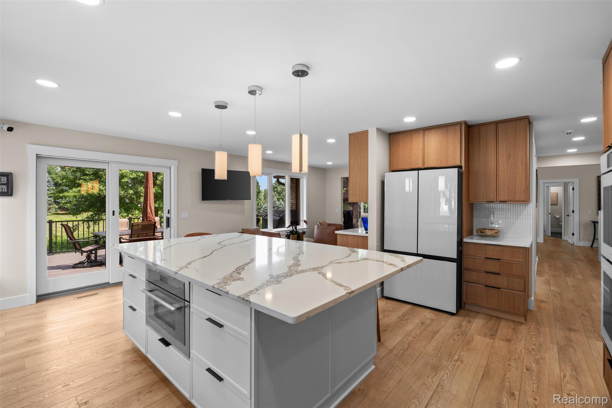 55550 Lee Road Property Photo 22