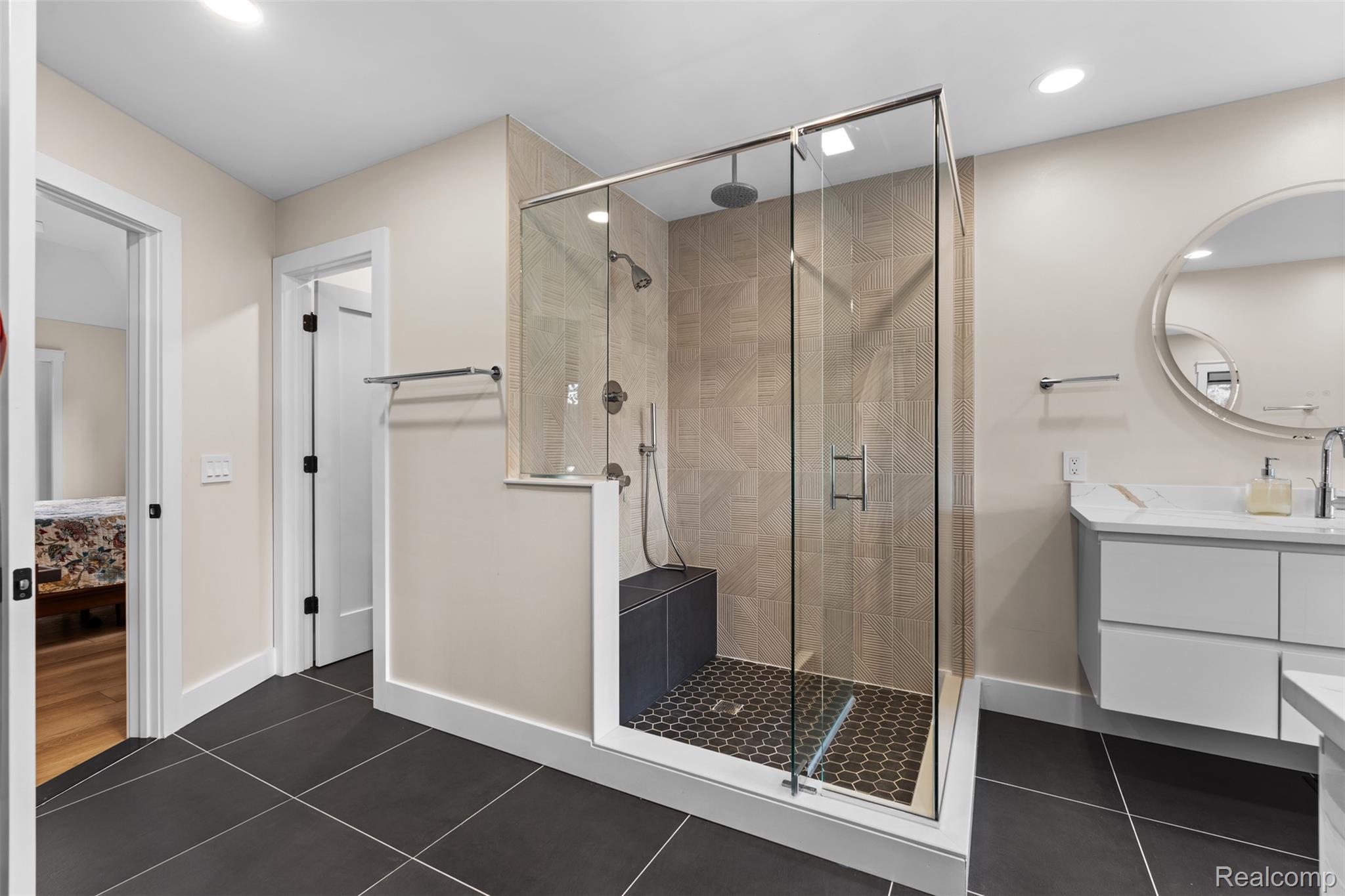 55550 Lee Road Property Photo 36