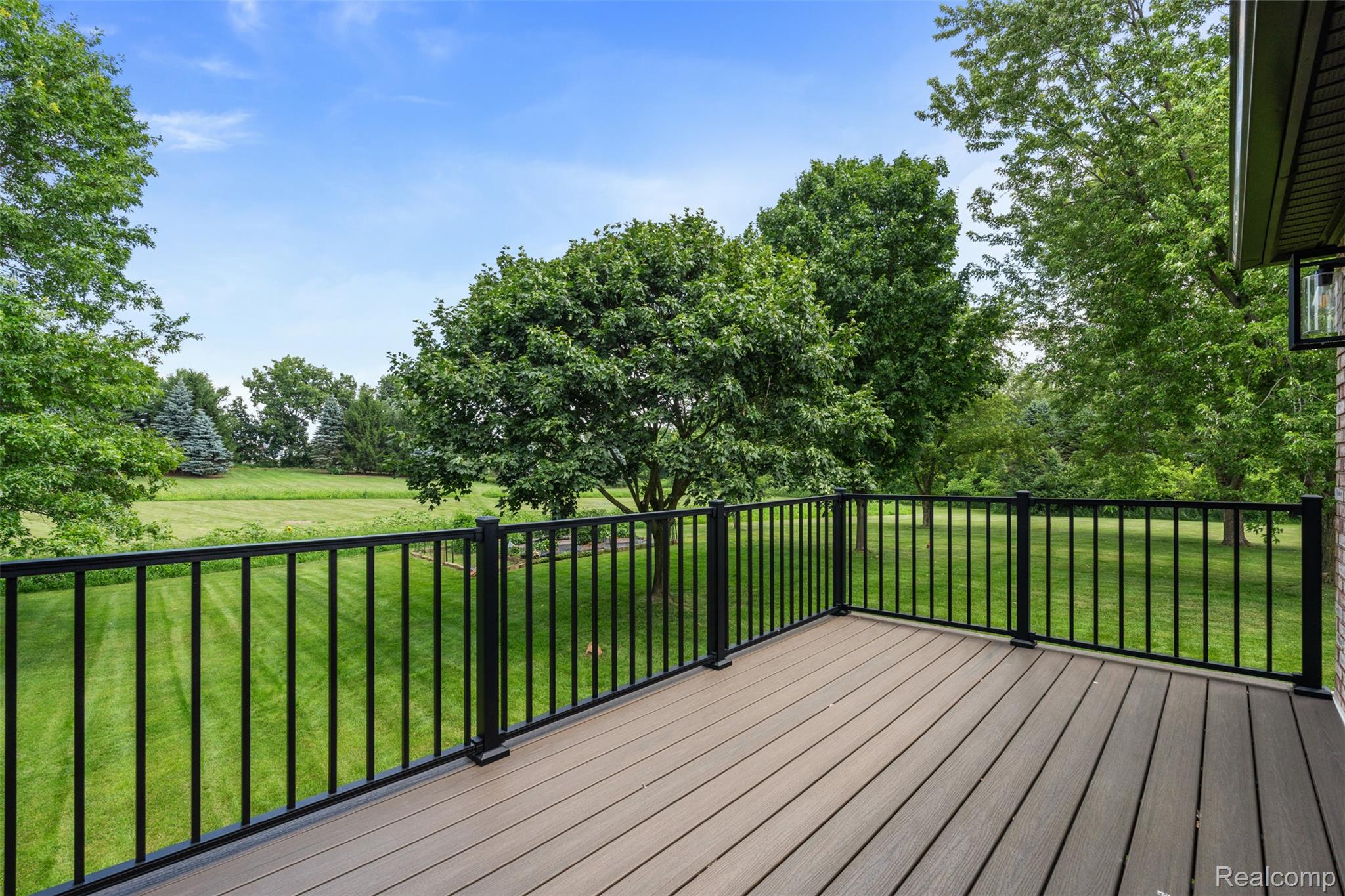 55550 Lee Road Property Photo 41