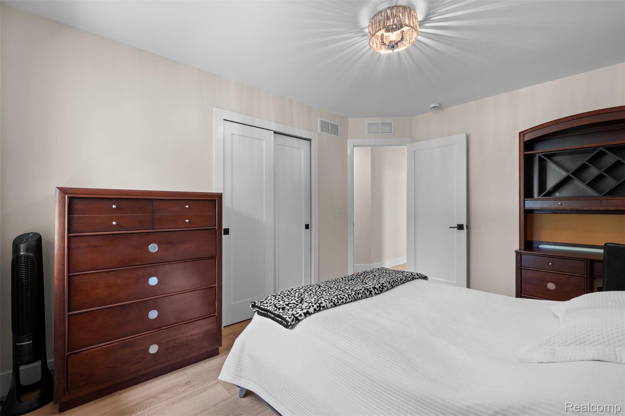 55550 Lee Road Property Photo 47