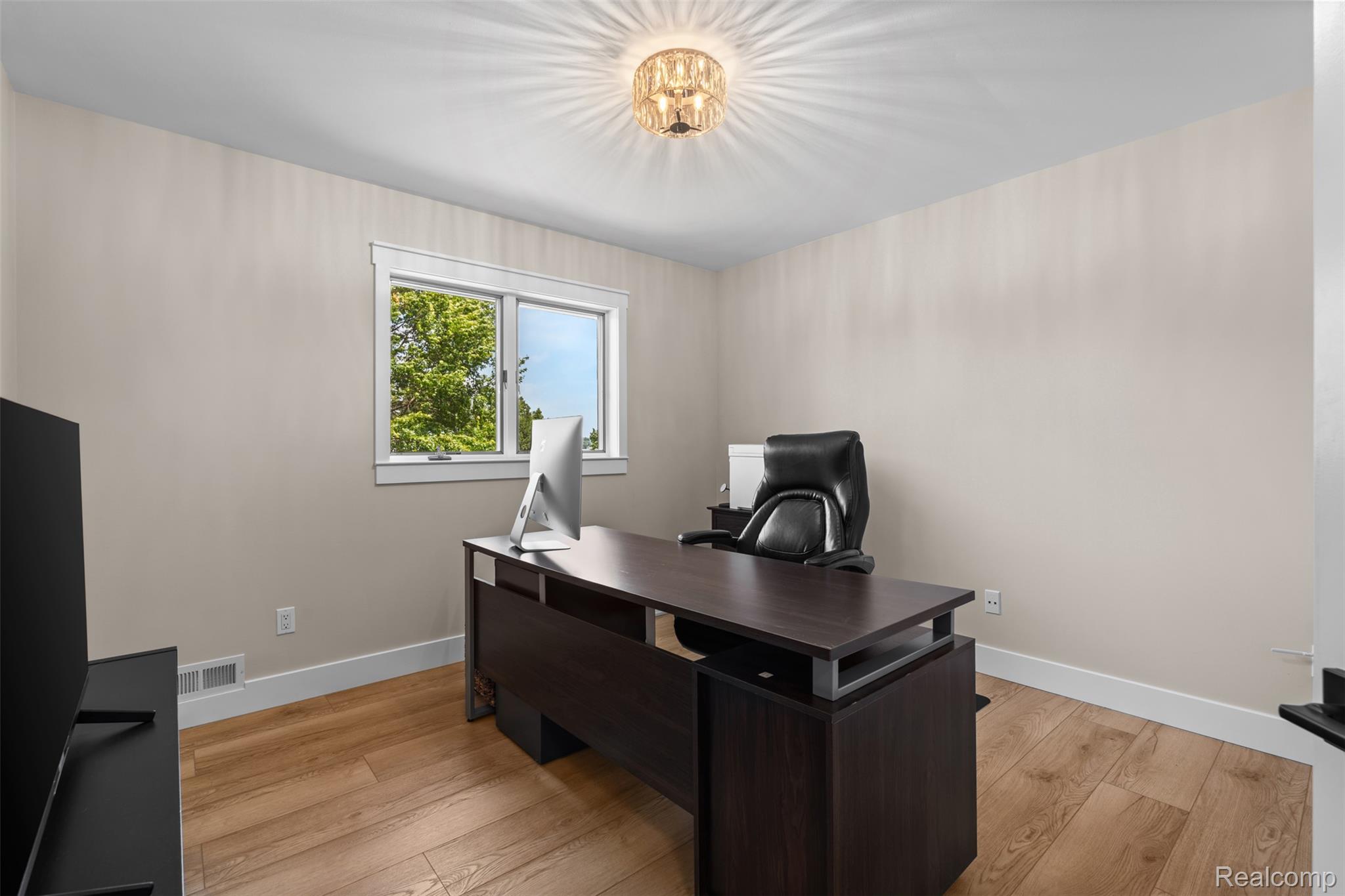 55550 Lee Road Property Photo 48