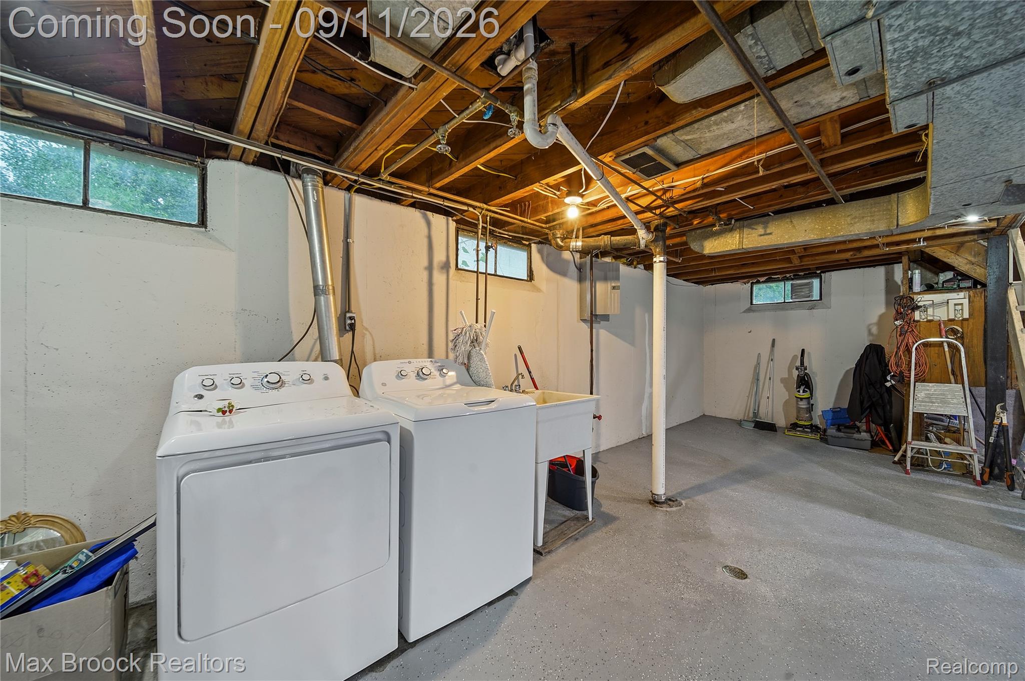 23704 Davey Avenue Property Photo 22