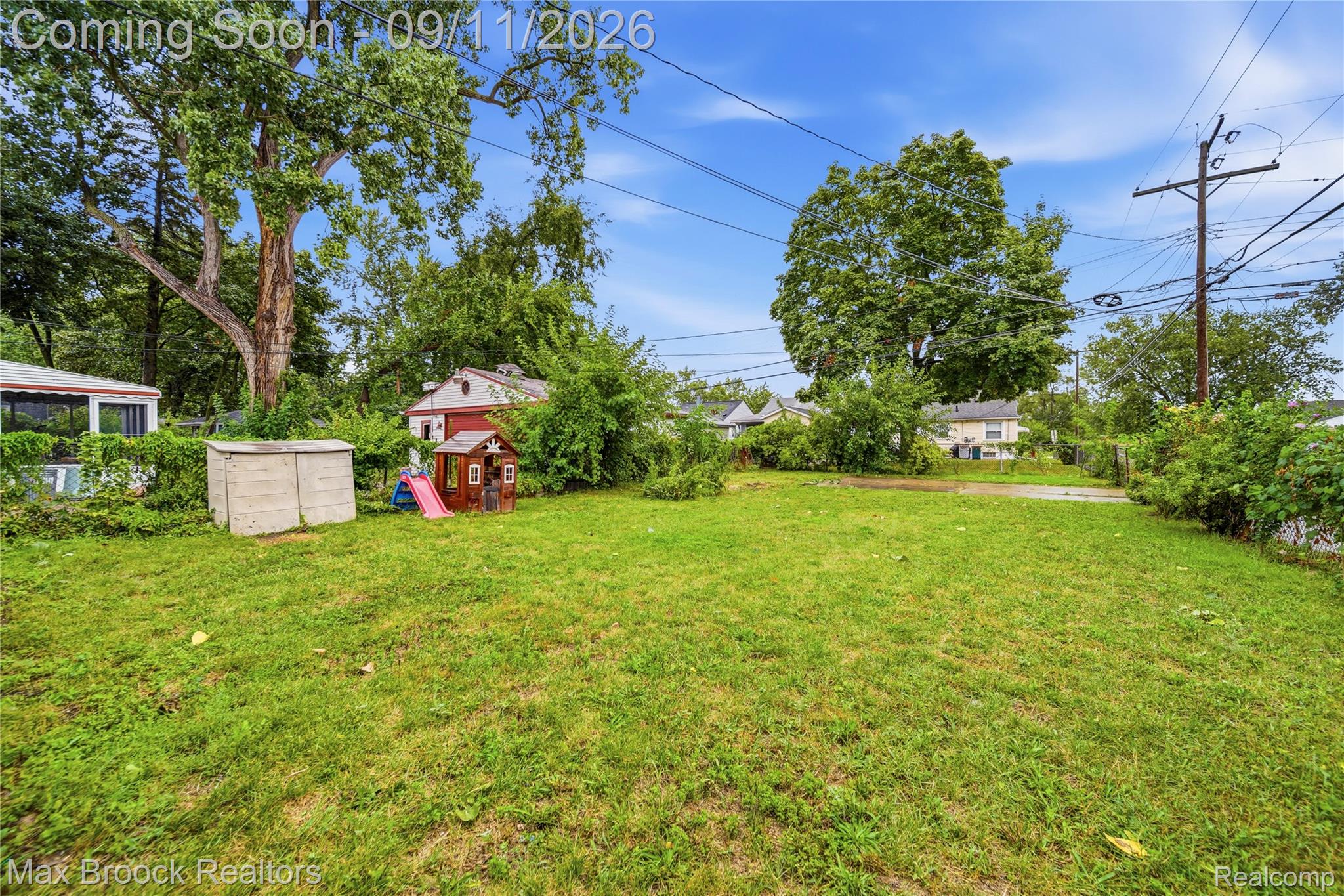 23704 Davey Avenue Property Photo 25